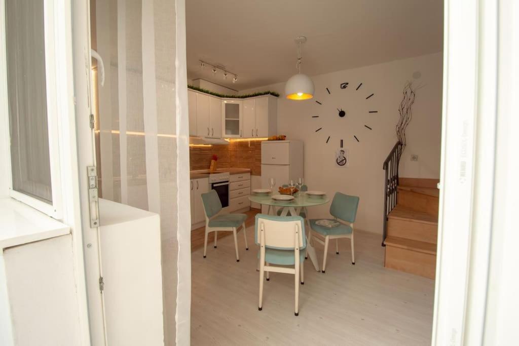Central Duplex Apartment Novi Sad Exterior foto